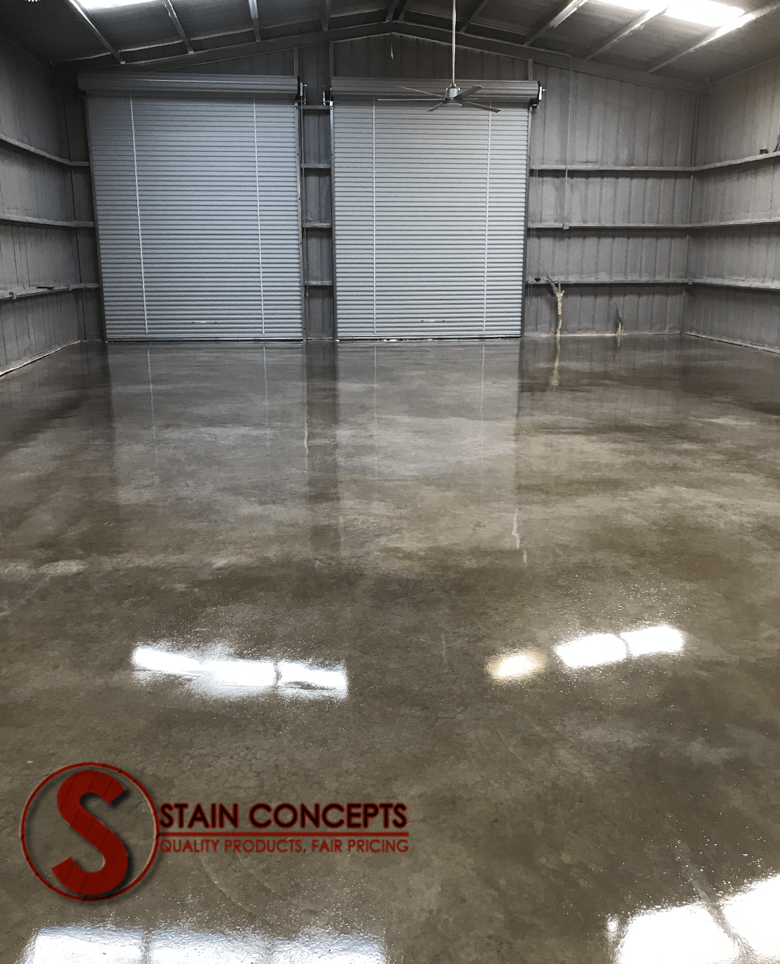 Stained Concrete Garage Floors vs. Epoxy: What’s the Better Fit?